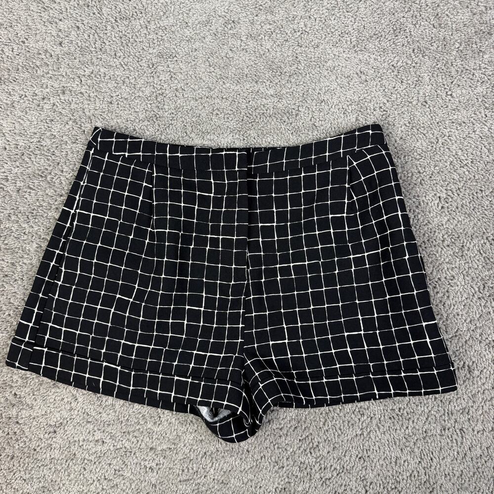 Topshop Shorts Womens 8 Black Chino Polyester Spandex High Waist 2 in Inseam